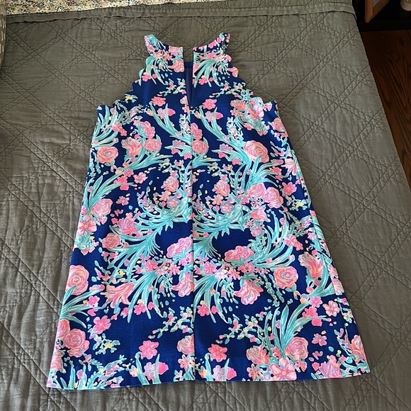 Scalloped Lilly Pulitzer dress - Picture 2 of 5